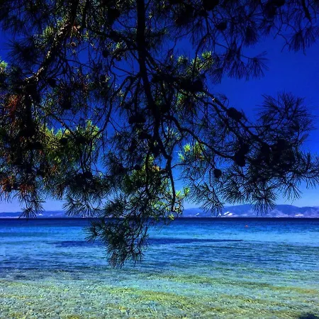 Christos Family Pachis Beach-glyfoneri *