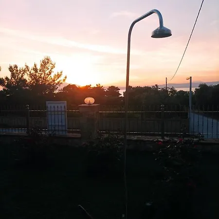 Christos Family Pachis Beach-glyfoneri