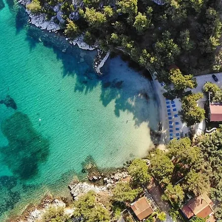 Christos Family Pachis Beach-glyfoneri Дом отдыха